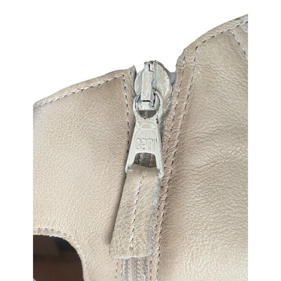 Miz Mooz Finnley Sandals - Picture 6 of 9